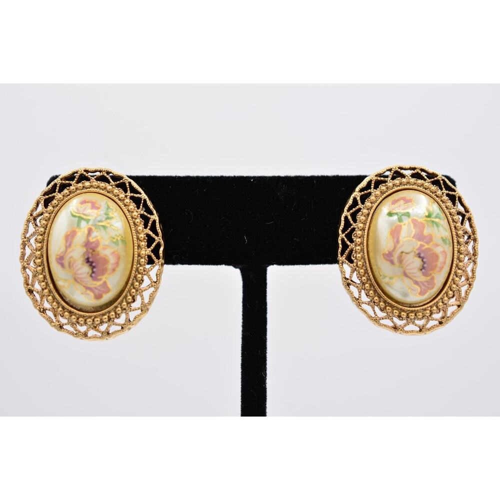 1928 Vintage Floral Clip On Earrings Painted Cameo Gold Romantic Oval 80s BinAB